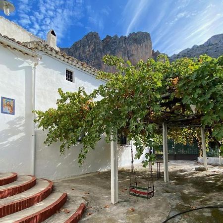 Cortijo El Chorreadero En Parque Natural Sierra De Cazorla Los Rosales  Dış mekan fotoğraf