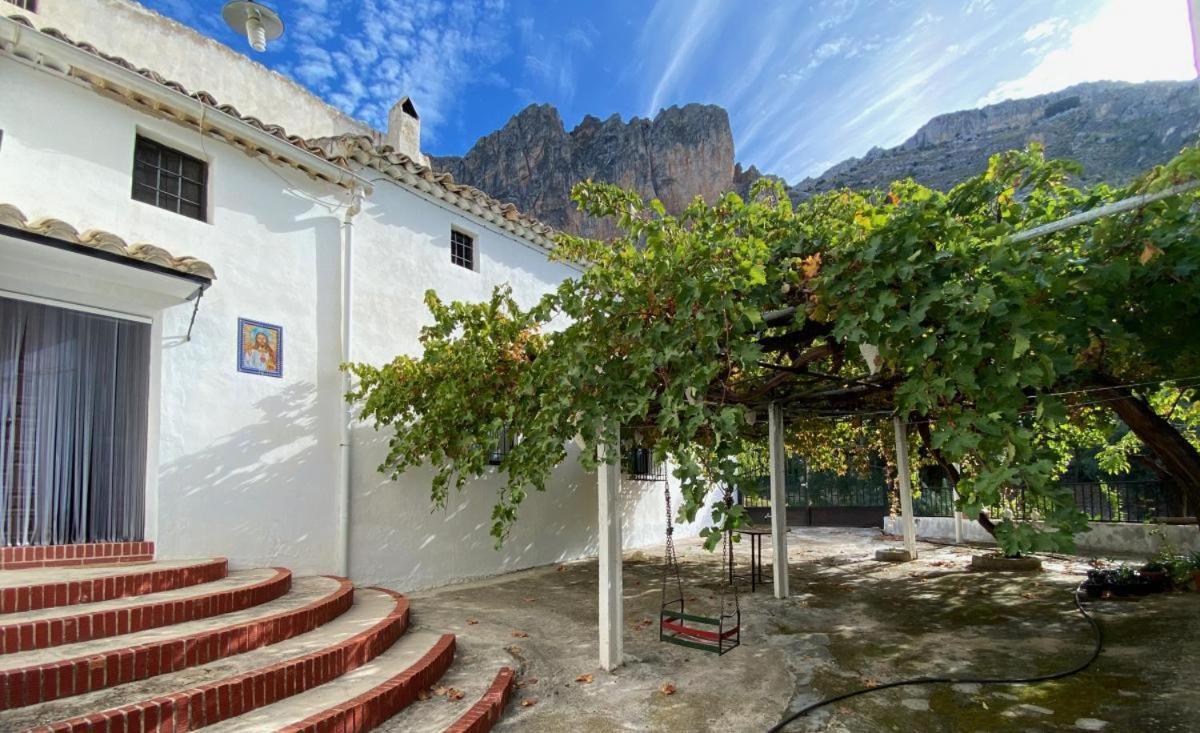 Cortijo El Chorreadero En Parque Natural Sierra De Cazorla Los Rosales  Dış mekan fotoğraf
